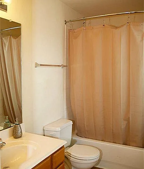 1627 Royal Chase Dr — Photo 6