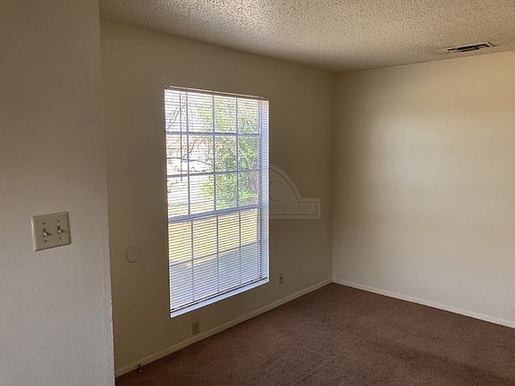 2nd image of 2103 Robert E Lee Dr APT B