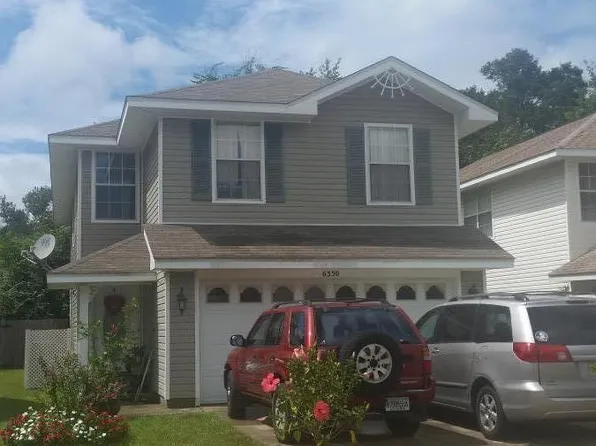 6350 Cottage Woods Dr, Milton, FL 32570