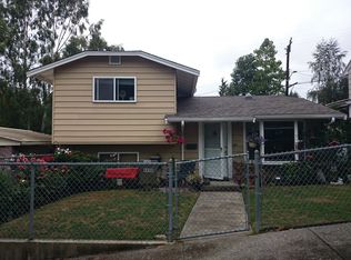 4458 SW Kenyon Pl, Seattle, WA 98136