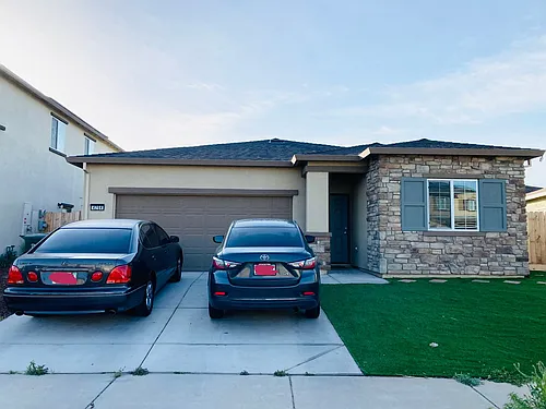 4264 Freemark Dr Photo 1