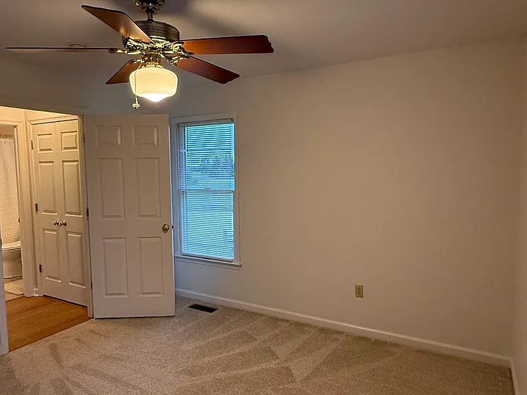 9630 Lees Mill Rd — Photo 15