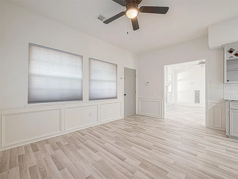 1015 Sugar Lakes Dr — Photo 14