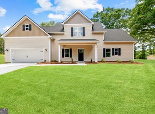 434 Hickory Ln, Griffin, GA 30223