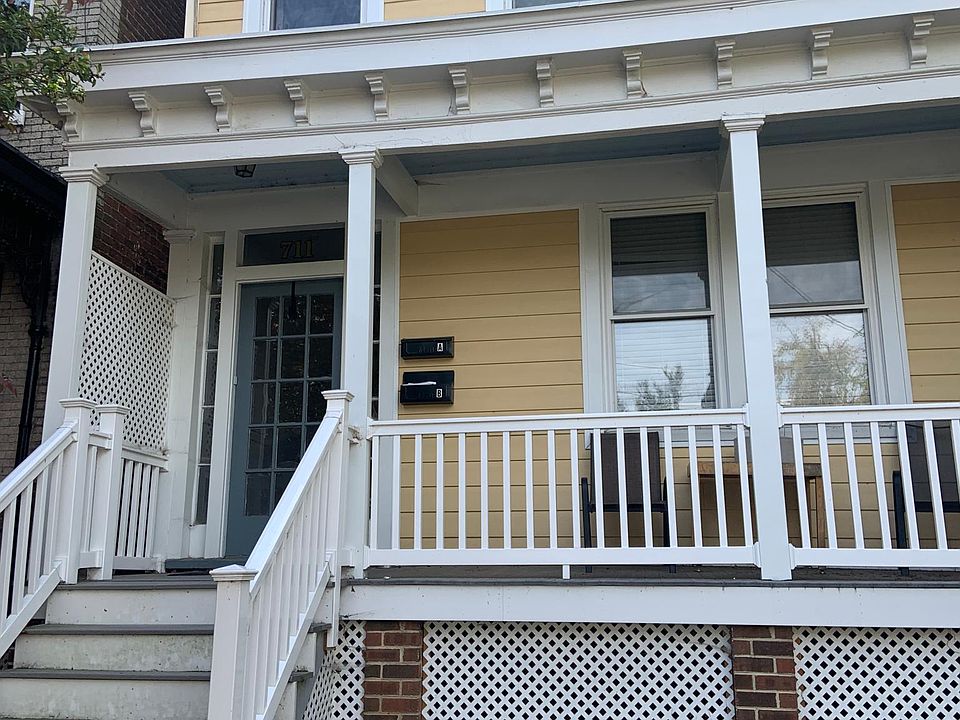 1st image of 711 W Clay St APT A