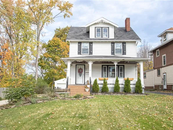 27 Ennis Ave, Bedford, OH 44146