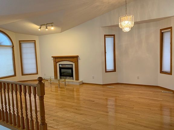 3rd image of 6810 162a Ave NW