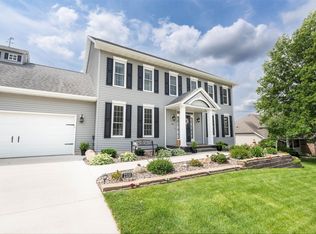 2310 Coventry Ln, Cedar Falls, IA 50613
