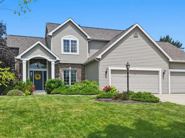 1209 Crooked Creek Pkwy, Fort Wayne, IN 46845