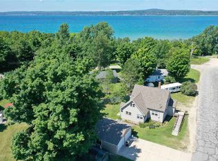 1233 Rice St, Petoskey, MI 49770