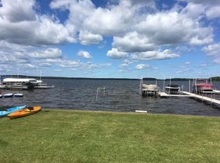 6865 Lakeview Blvd, Saint Helen, MI 48656