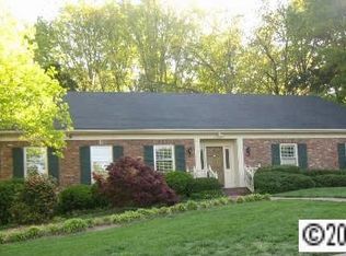 3701 Larkston Dr, Charlotte, NC 28226