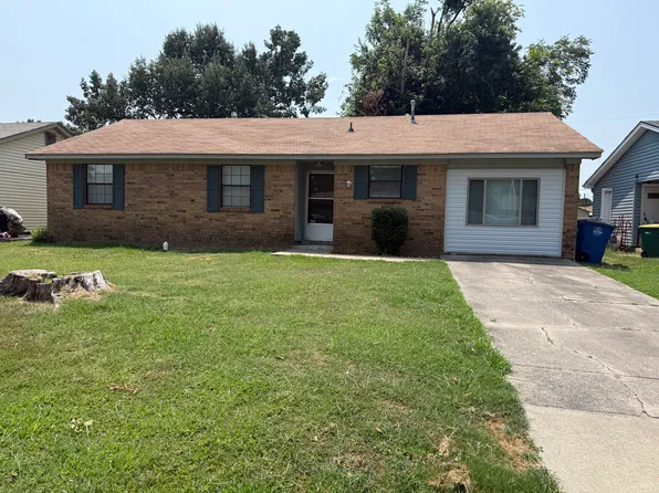 6700 Delhaven Dr, N Little Rock, AR 72117
