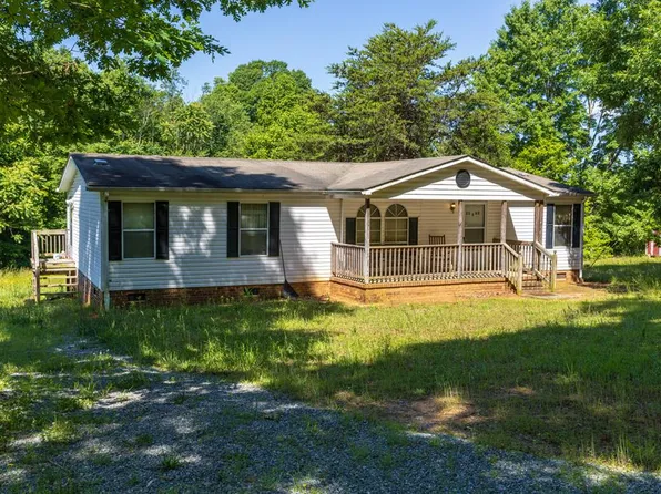 2169 Neals Corner Rd, Clover, VA 24534