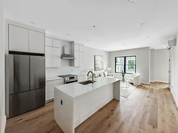 747 Cambridge St #7, Cambridge, MA 02141