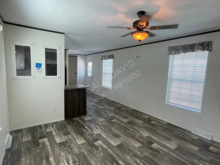 291 N Virginia Ave #31 — Photo 2