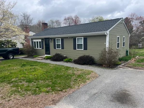 461 Pleasant St, Hanson, MA 02341