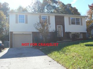 4020 Abercorn Rd, Knoxville, TN 37921