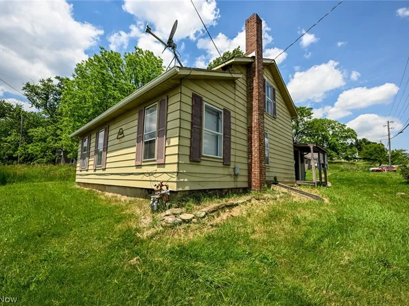 893 Norton Ave, Barberton, OH 44203