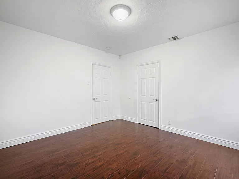 1515 Glenwood Rd — Photo 20