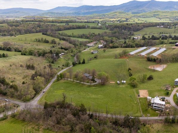 1699 Mill Creek Xrds, Luray, VA 22835