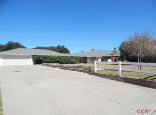 227 S 7th St, Lompoc, CA 93436