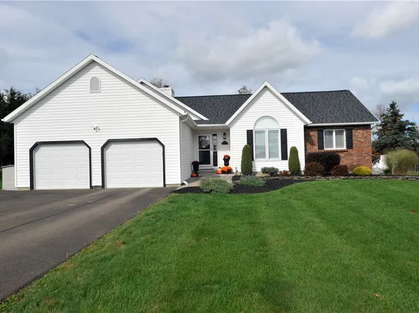 10 Lexington Run, Horseheads, NY 14845