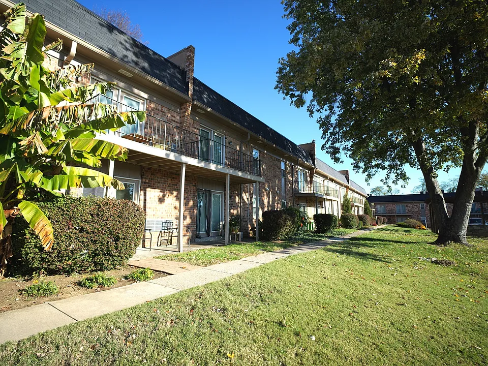 Poplar Terrace Apartments
