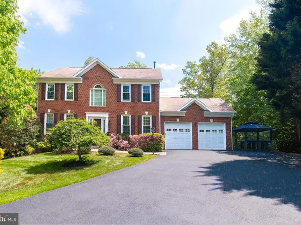 5503 Willow Valley Rd, Clifton, VA 20124
