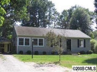 702 Lowell Ave, Lowell, NC 28098