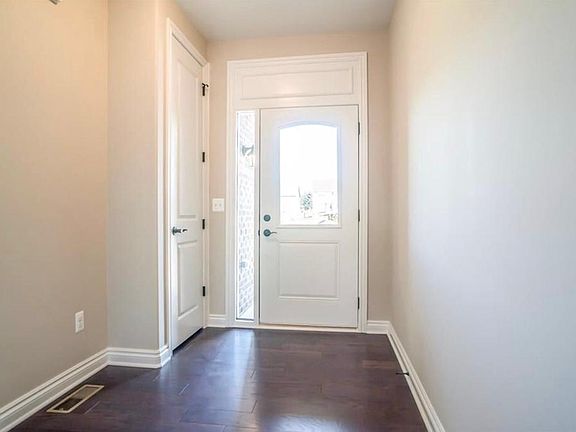 3rd image of 30825 Asbury Hill Ct