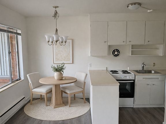 2nd image of 2117 Waverly Pl N #7