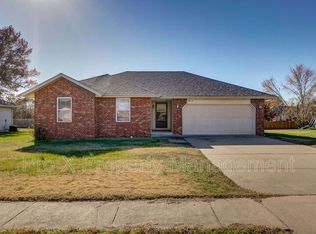 5544 W David St, Springfield, MO 65802