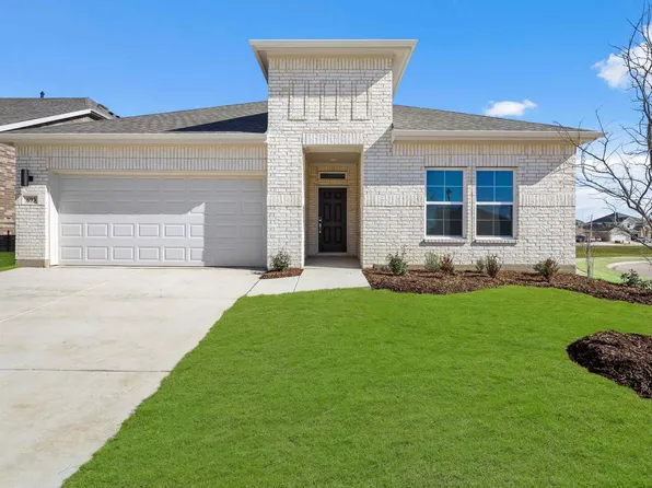 693 Scarlett St, Forney, TX 75126