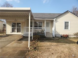 1917 Churchill Rd, Fort Smith, AR 72904