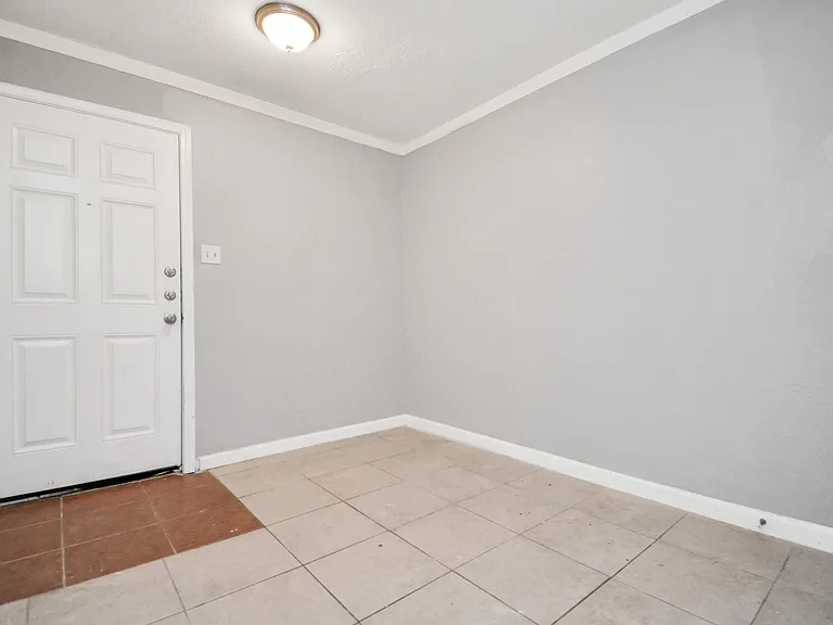 8622 Elbert St #B — Photo 14