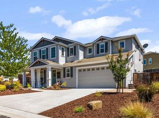 21700 Cascade Crossing Rd, Grass Valley, CA 95949