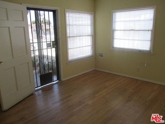 2nd image of 6608 S Van Ness Ave
