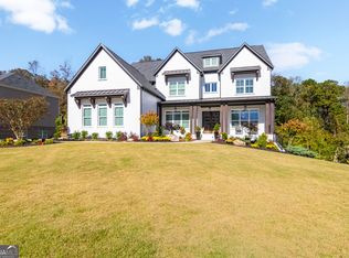 221 Milton Overlook Pass, Woodstock, GA 30188