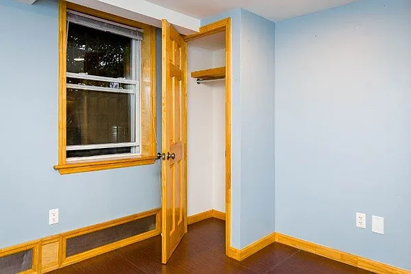 Rented by Nooklyn NYC LLC | media 18