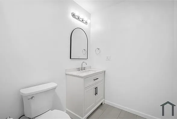 2750 Dixie St — Photo 12