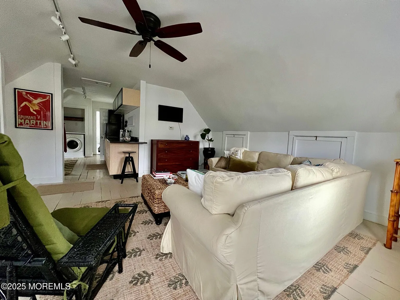 1 bed, $2,000 — Photo 3