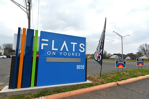 Flats on Youree Photo 1