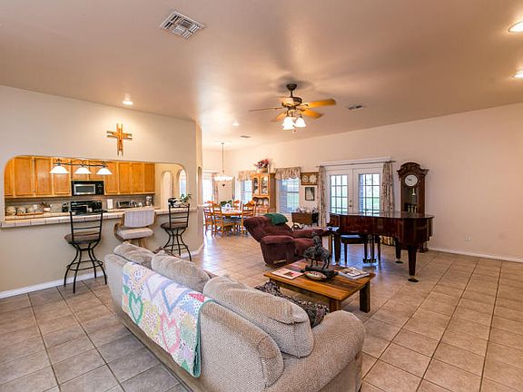 4th image of 5833 Grand Lake Cir