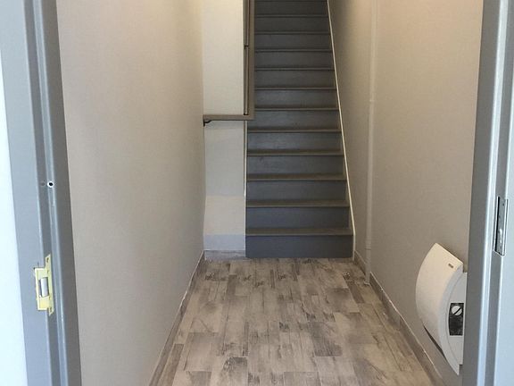 2nd image of 11214 Rockaway Beach Blvd #2