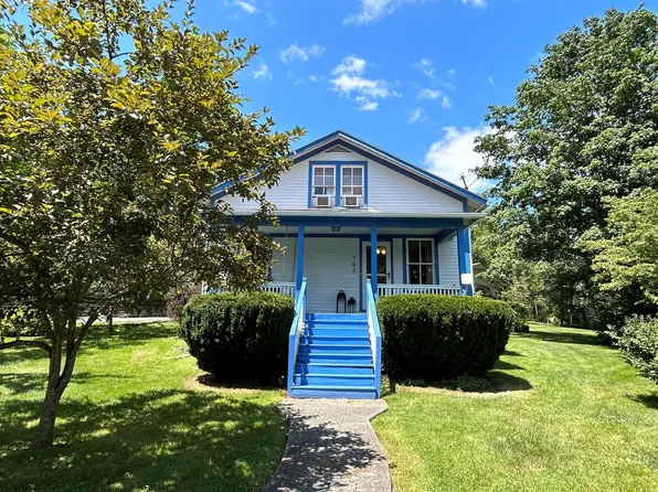 163 Randolph St, Lewisburg, WV 24901