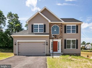 4123 Shanelle Ct, Hampstead, MD 21074