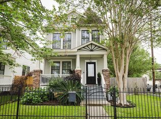 902 Ashland St, Houston, TX 77008