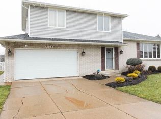 176 Royal Coach Rd, Buffalo, NY 14224