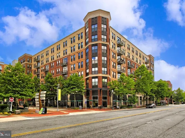 444 W Broad St Unit 224, Falls Church, VA 22046
